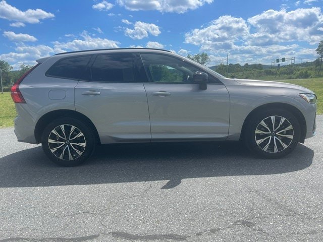 Used 2024 Silver Volvo Core Dark Theme image 6