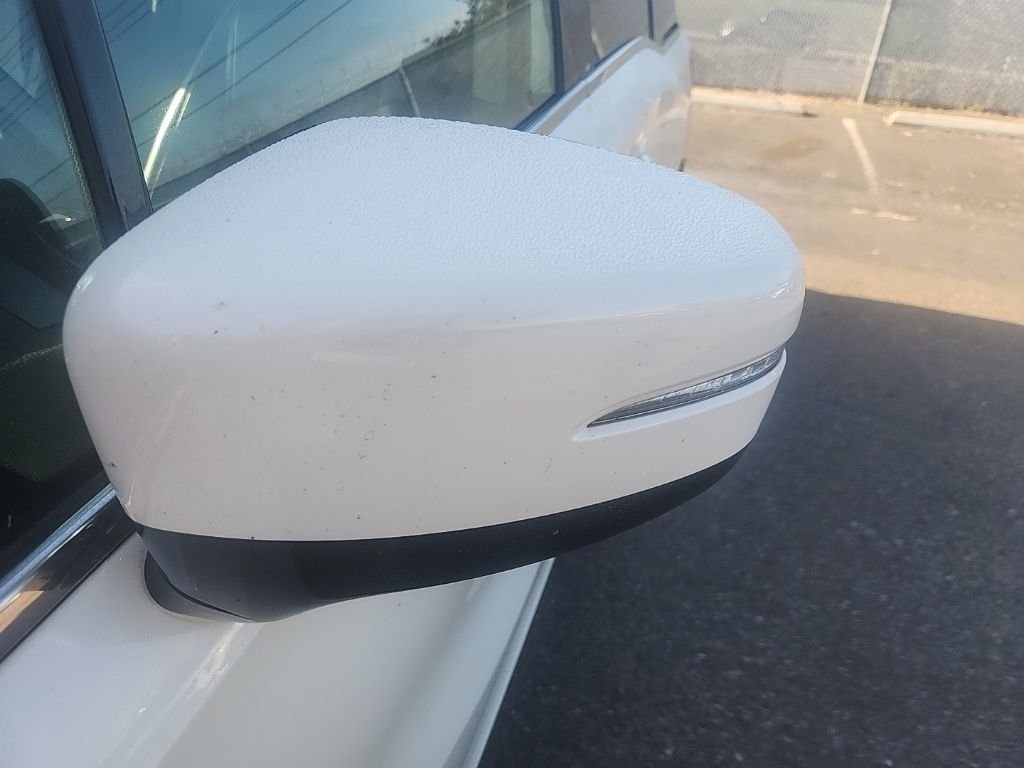 Used 2018 White Honda Elite image 7