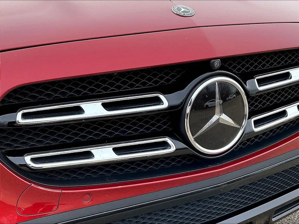 Used 2021 designo Cardinal Red Metallic Mercedes-Benz E 450 image 33