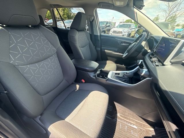 Used 2024  Toyota XLE image 14