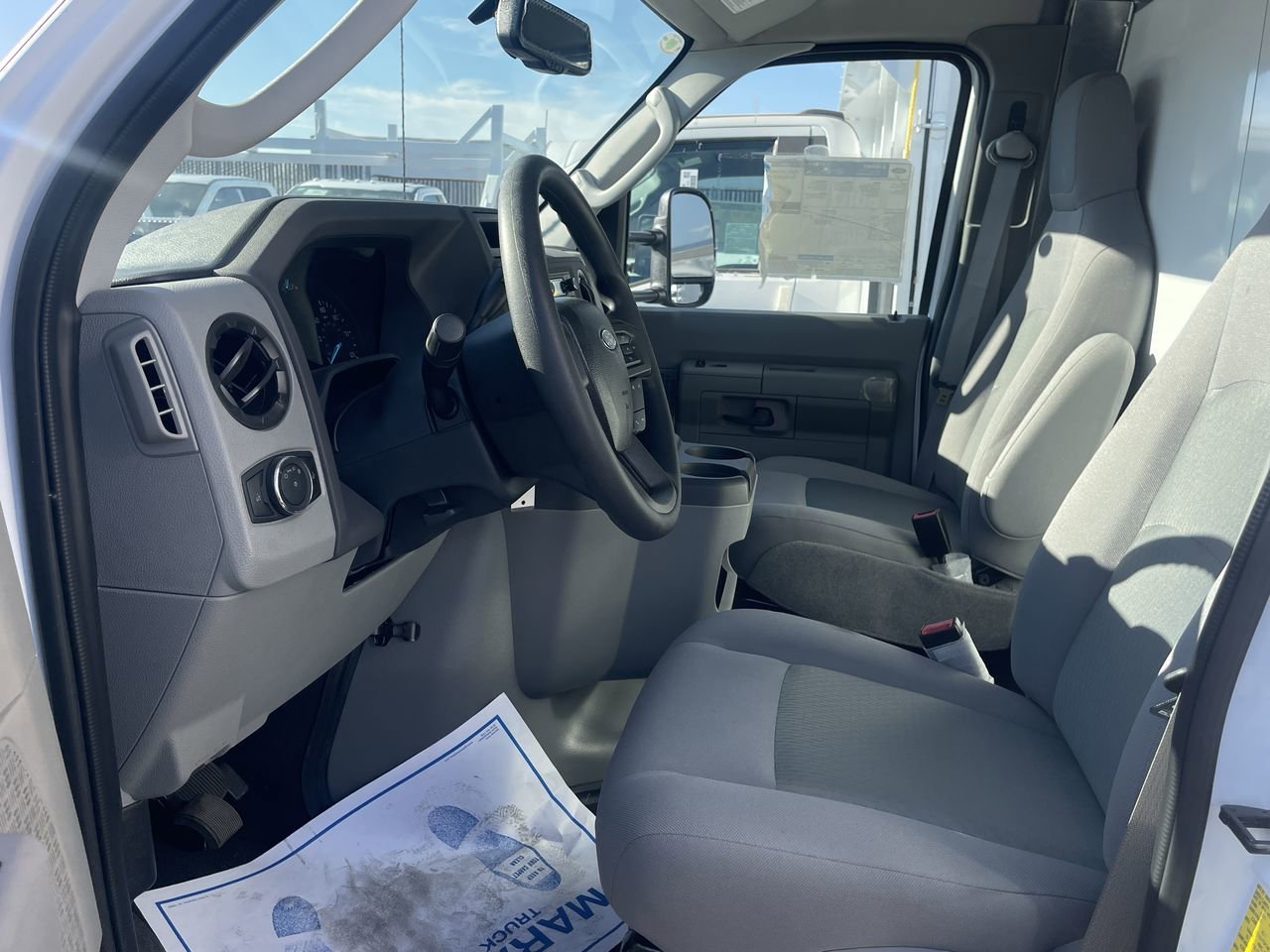 New 2025 Oxford White Ford  image 17