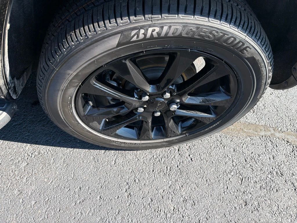 Used 2021 Black Jeep Laredo X image 11