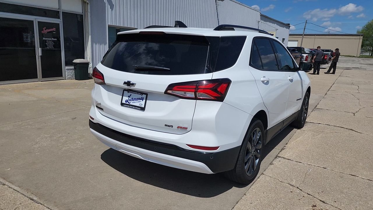 Used 2024 Summit White Chevrolet RS image 8