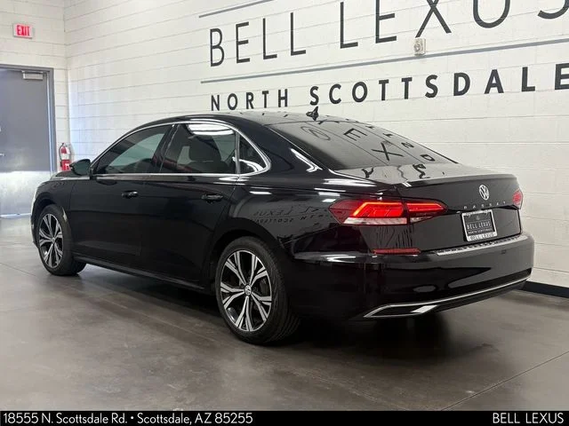 Used 2022 Black Volkswagen 2.0T SE image 7