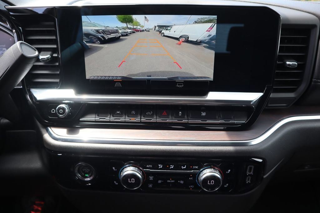 2024 GMC Sierra 1500 SLT - Photo 21