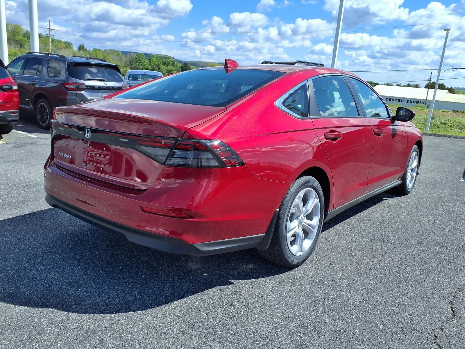 New 2026 RADIANT RED METALLIC Honda LX image 4