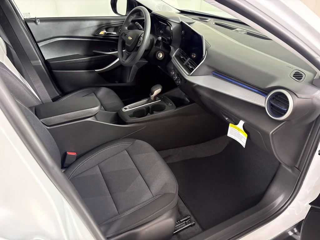 2026 Chevrolet Trax LS - Photo 18