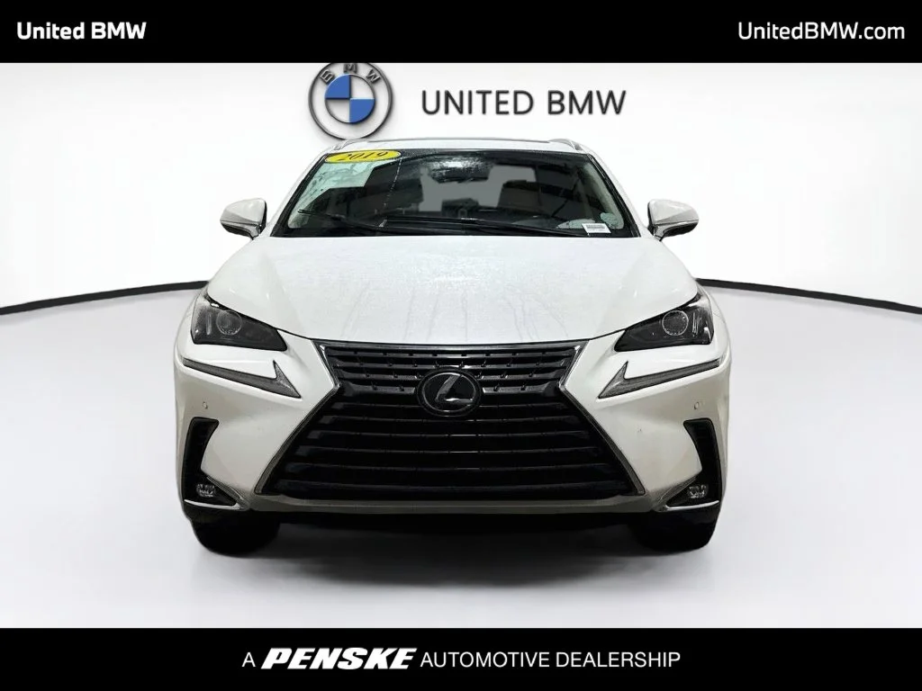 Used 2019 Eminent White Pearl Lexus 300 Base image 2