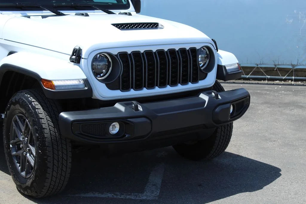 New 2026 White Jeep Sport S image 18