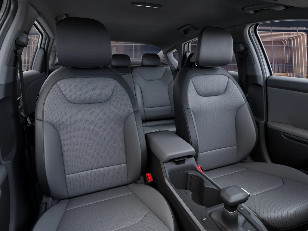 New 2026 Snow White Pearl Kia EX image 15
