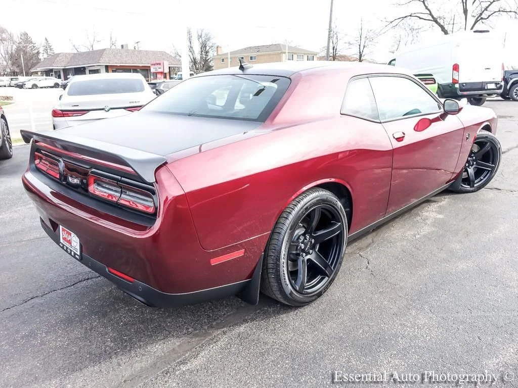 2022 Dodge Challenger SRT - Photo 9