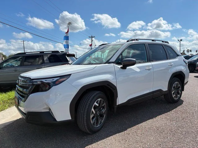 New 2026 CRYSTAL WHITE PEARL Subaru Premium image 3