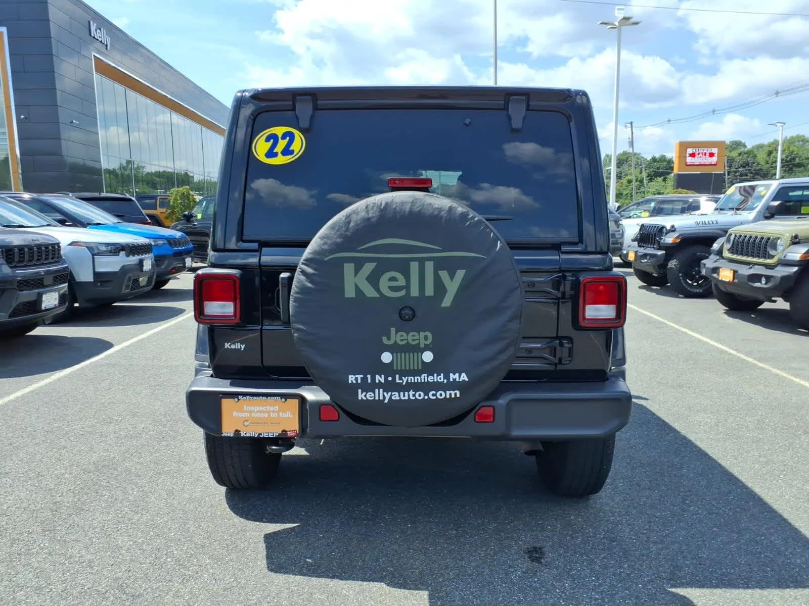 Certified Used 2022 Black Clearcoat Jeep Unlimited Sahara image 9