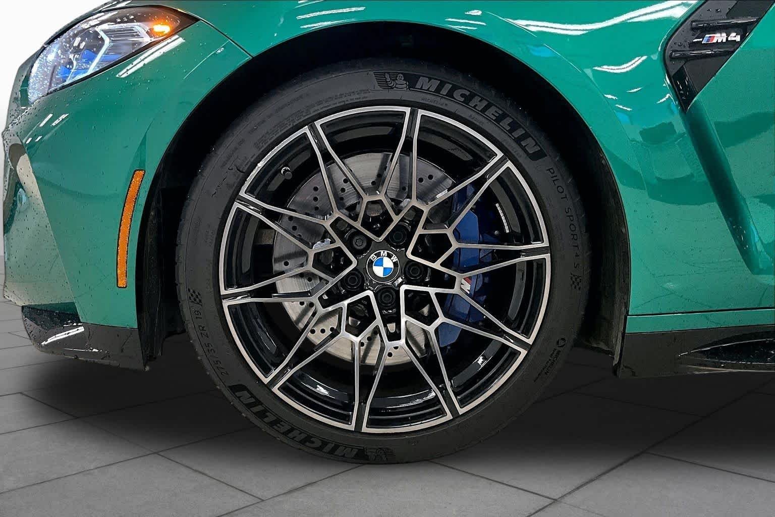 Used 2024 Isle of Man Green Metallic BMW  image 9