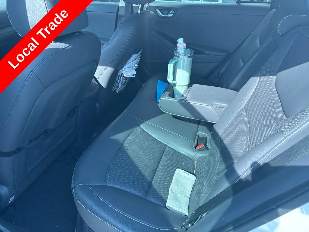 Used 2018 White Hyundai Limited image 5