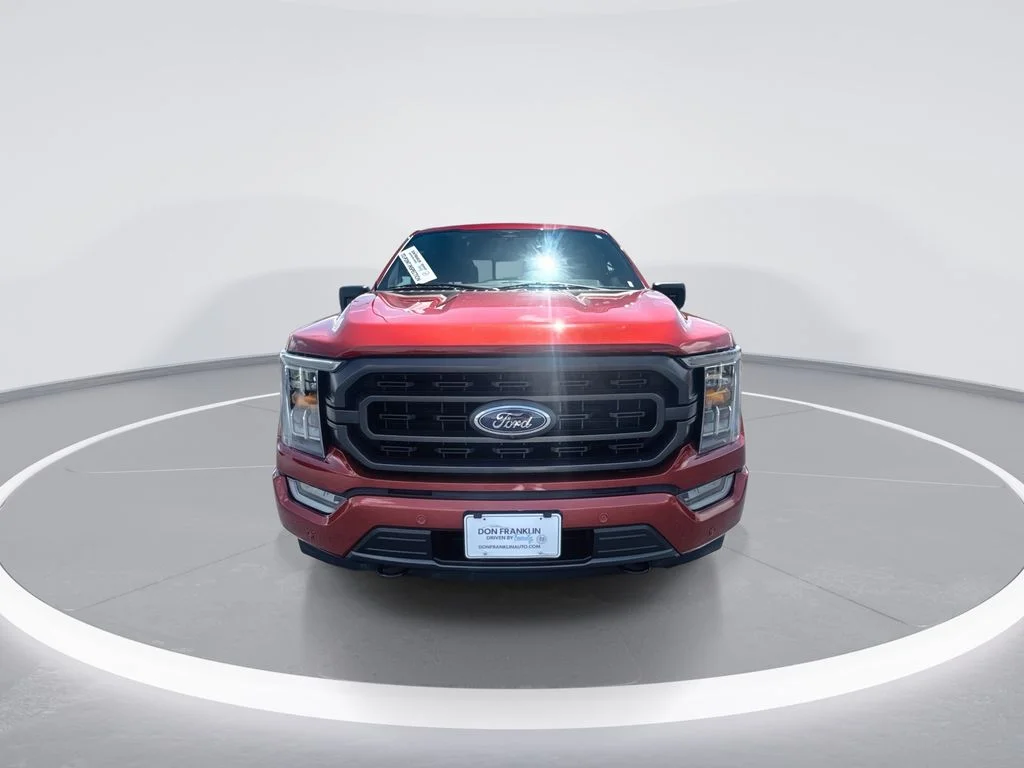 Used 2023 Red Ford XLT image 3