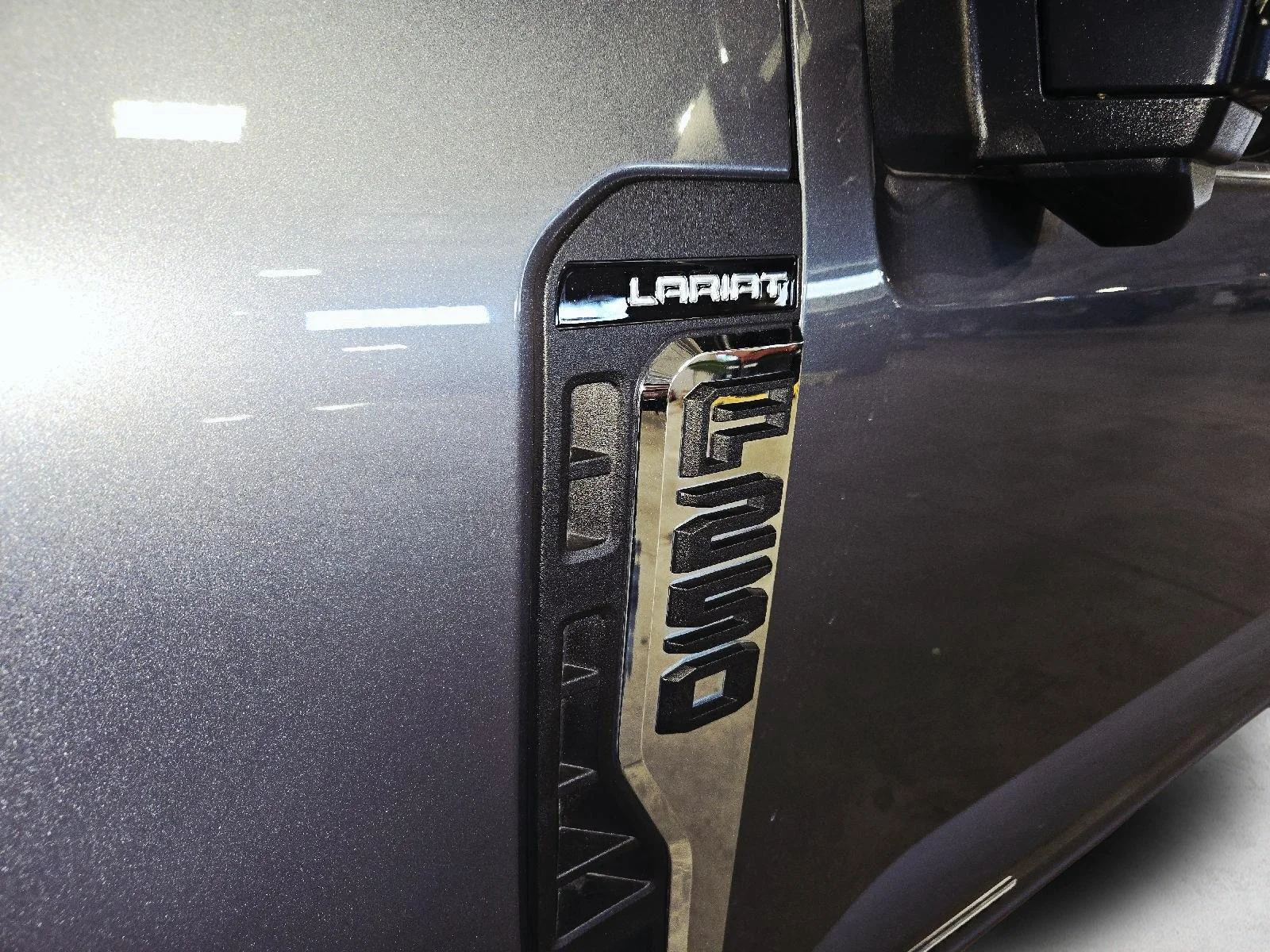 Used 2024 Carbonized Gray Ford Lariat image 76