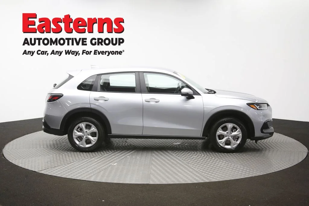 Used 2025 Silver Honda LX image 43