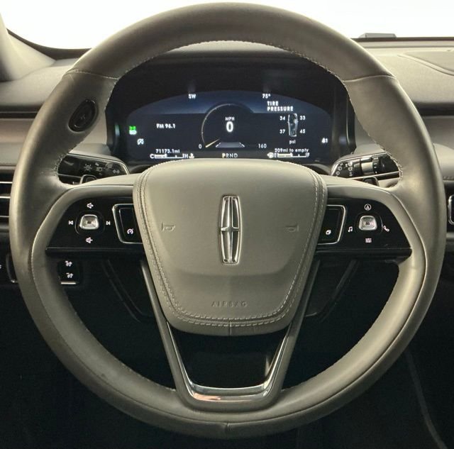 Used 2020 Gray Lincoln Reserve image 16