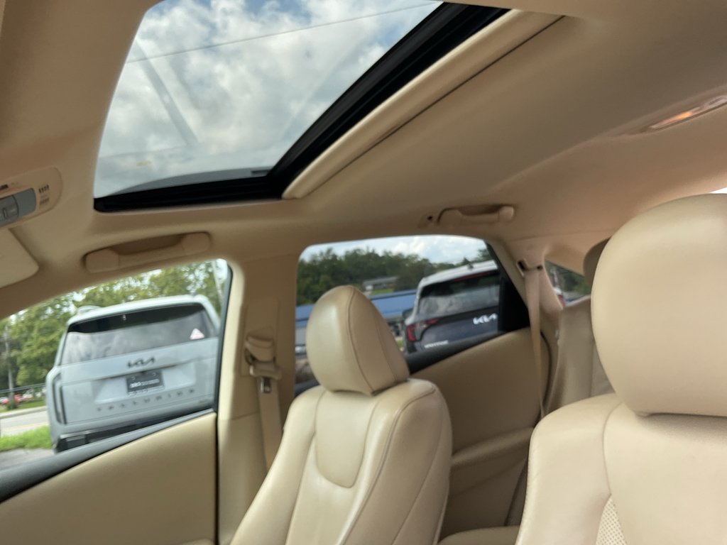 Used 2013 Deep Sea Mica Lexus Base image 20