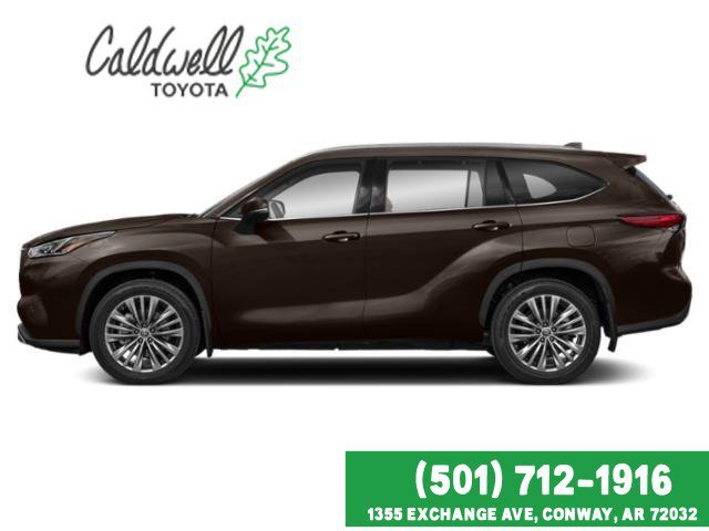Used 2021  Toyota Platinum image 3
