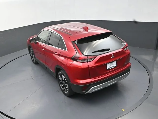 Used 2024  Mitsubishi SE image 15