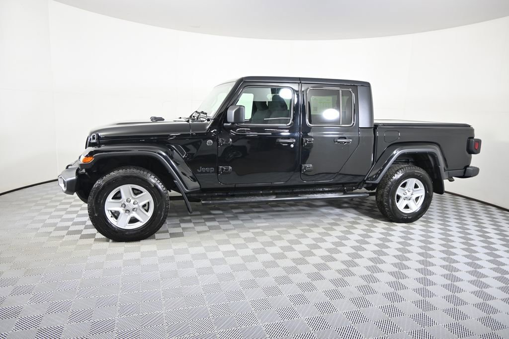 Used 2022 Jeep Gladiator Sport S with VIN 1C6HJTAGXNL101363 for sale in Forest Lake, Minnesota