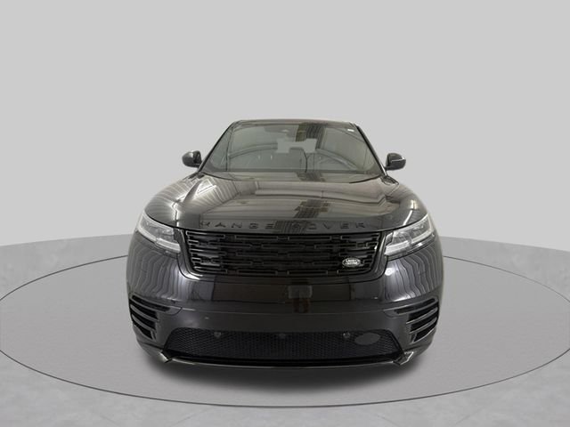 Certified Used 2025 Black Land Rover Dynamic SE image 2
