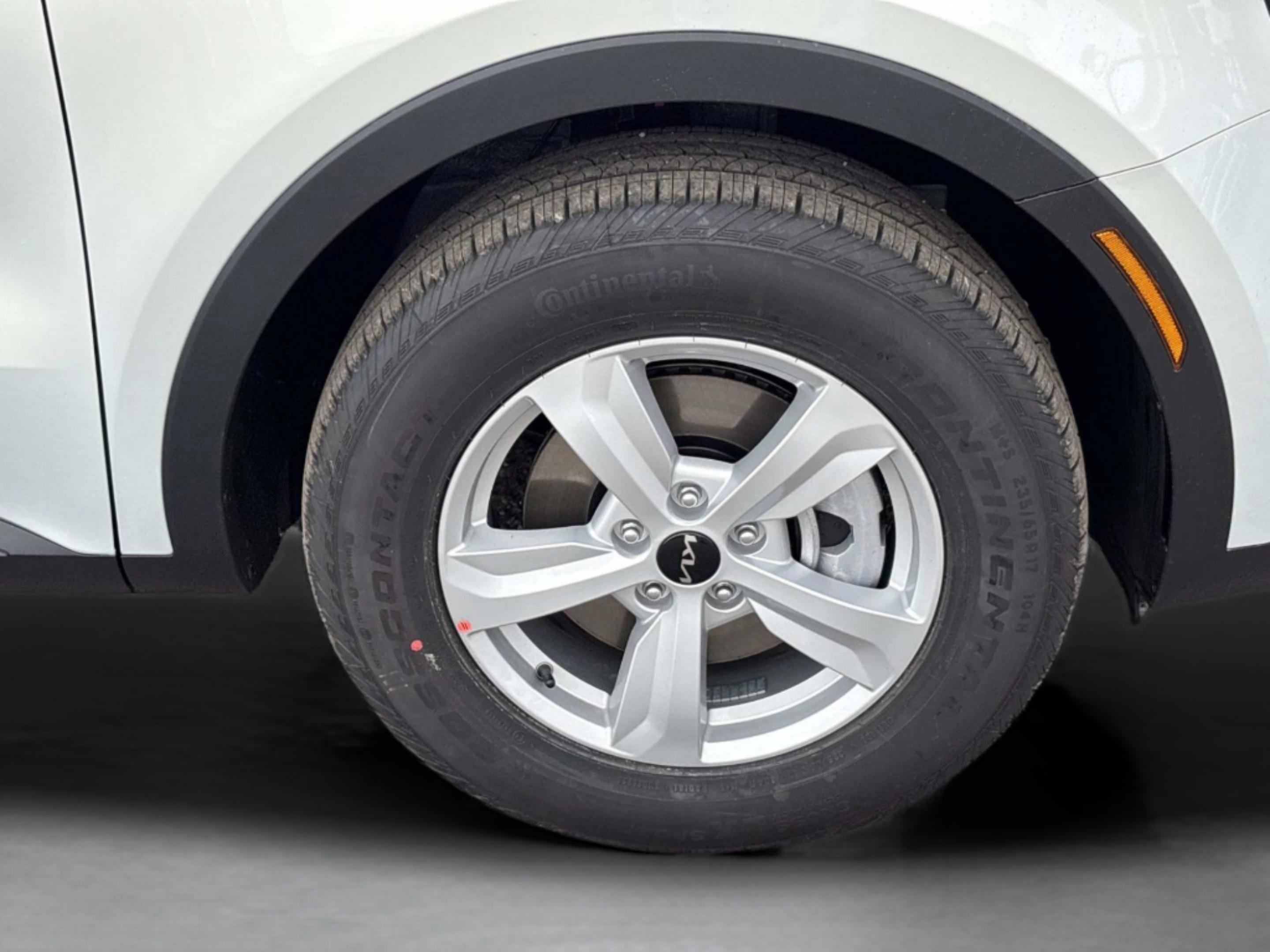 New 2026 Ivory Silver Kia LX image 9