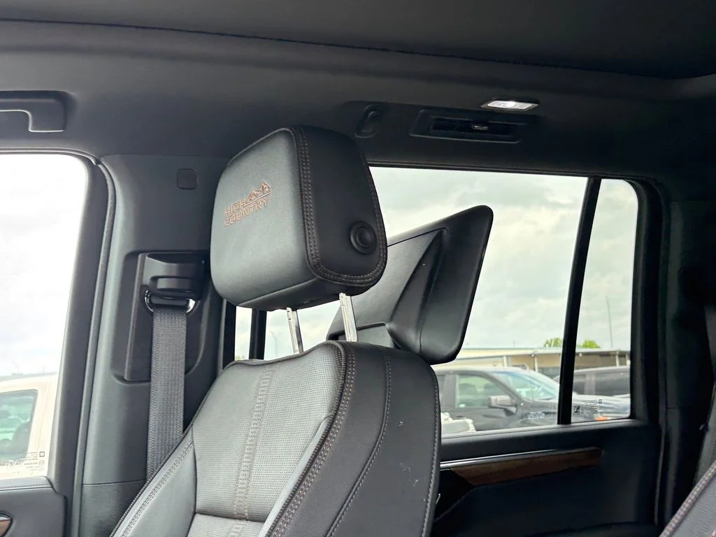 Used 2025 Beige Chevrolet High Country image 12