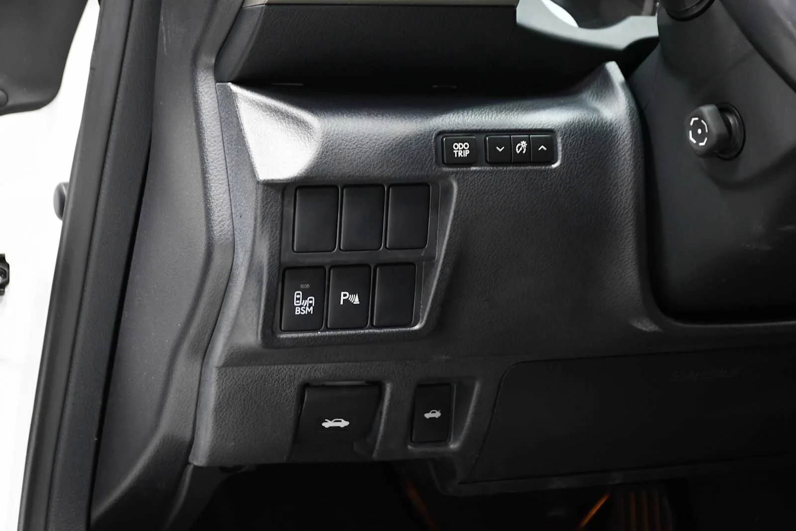 Used 2015 Starfire Pearl Lexus  image 16