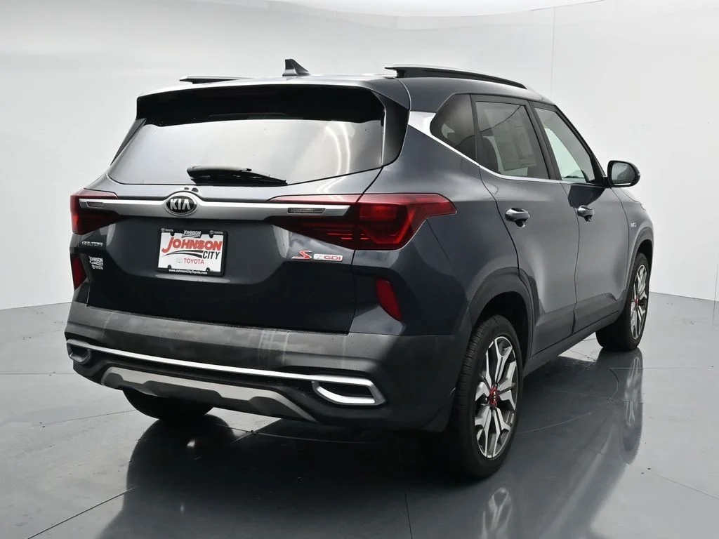 Used 2021 Gray Kia S image 5