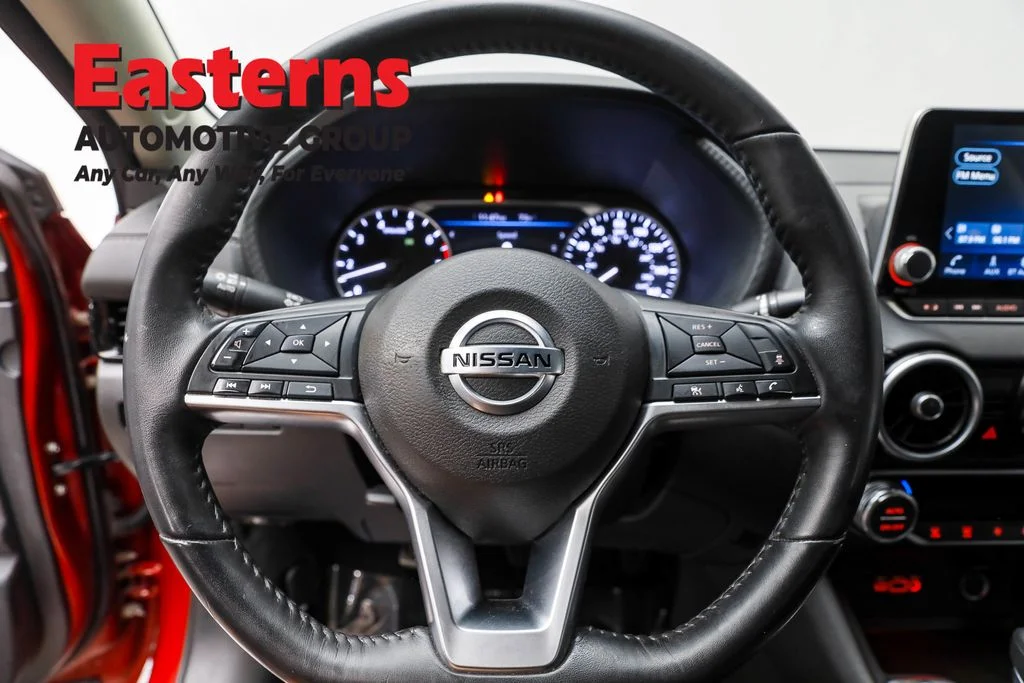 Used 2021 Red Nissan SV image 10