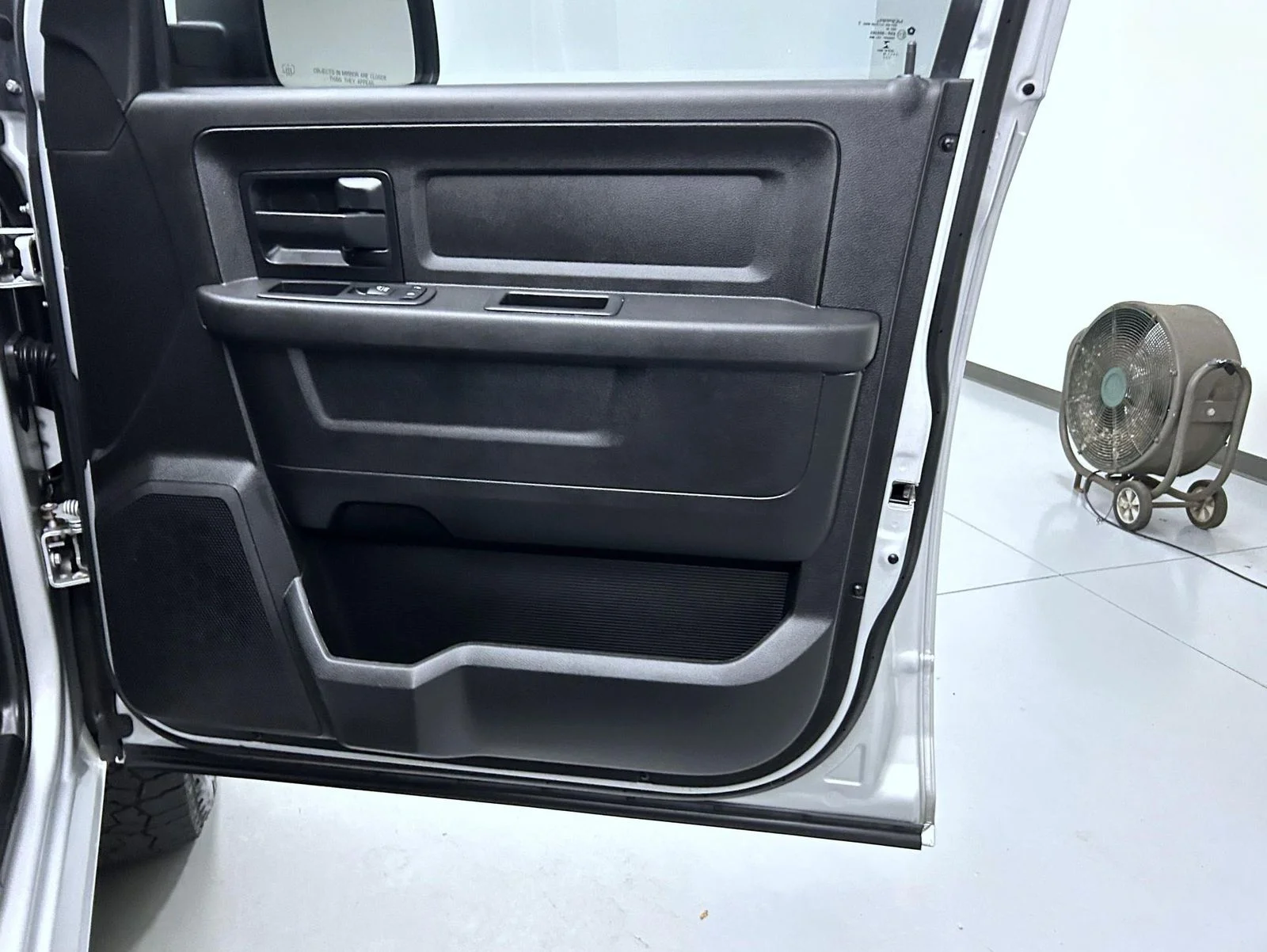 Used 2018 Silver Ram Express image 16