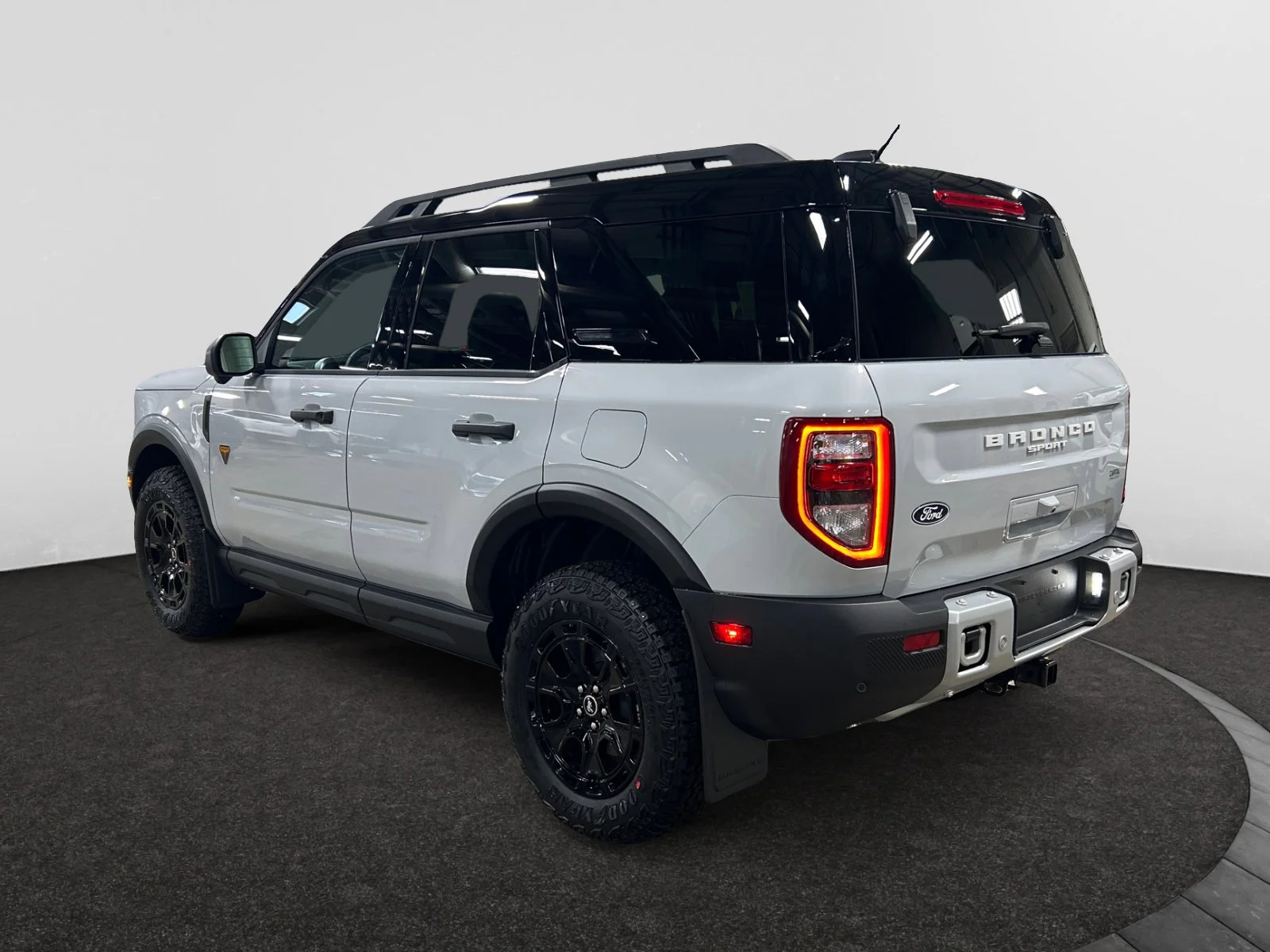 New 2026 Space White Metallic Ford Badlands image 3