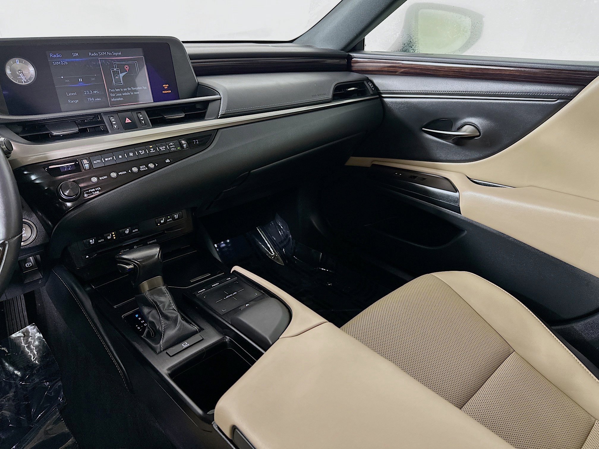 2019 Lexus ES 350 - Photo 23