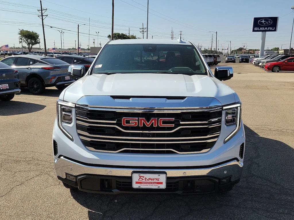 New 2026 Glacier White Tricoat GMC SLT image 3