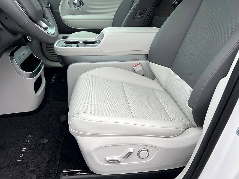 2026 Hyundai IONIQ 9 SEL - Photo 9