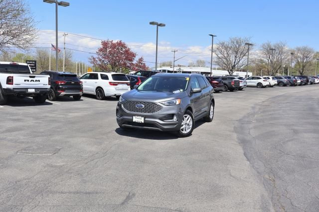 2024 Ford Edge SEL AWD's photo