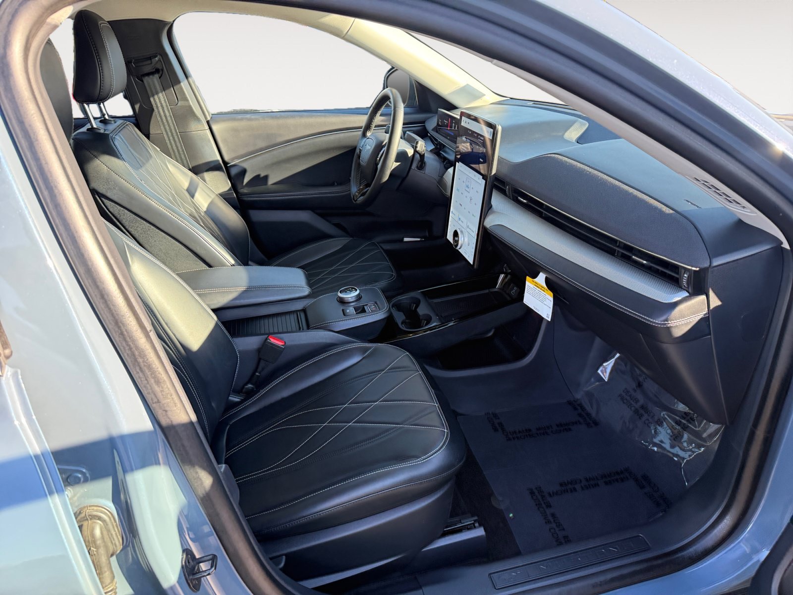 Certified Used 2023 Vapor Blue Ford Select image 19