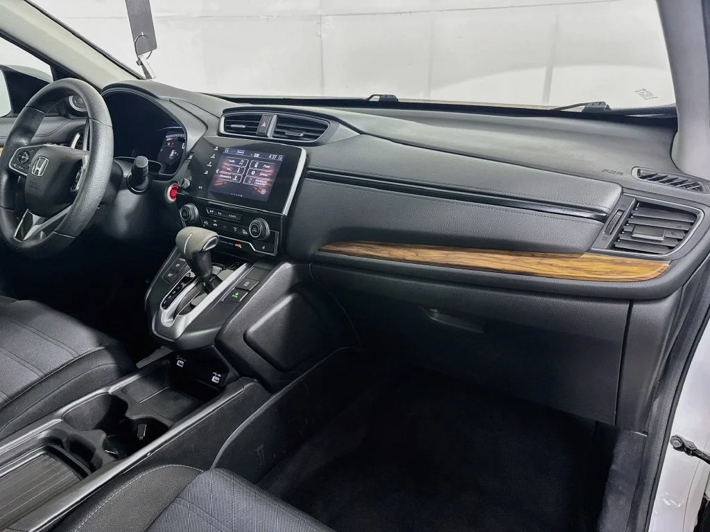 Used 2022 White Honda EX image 36