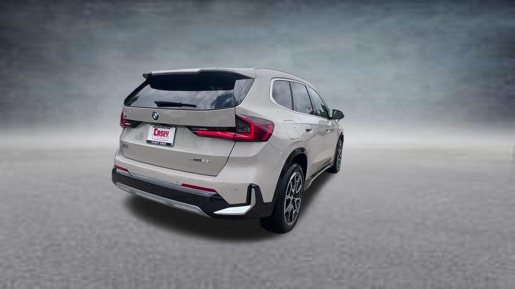 New 2026 Dune Grey Metallic BMW xDrive28i image 11