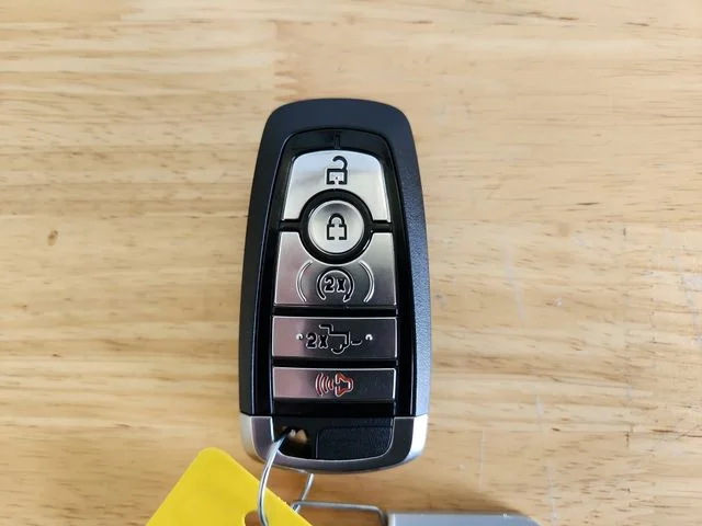 New 2026 Carbonized Gray Metallic Ford Tremor® image 39