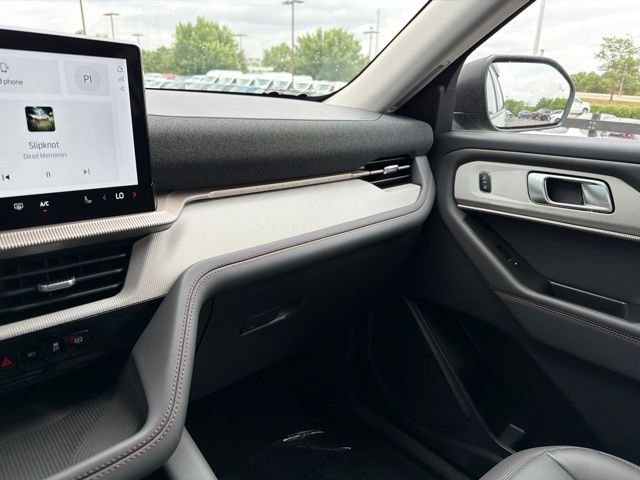 New 2026 Vapor Blue Metallic Ford Active image 22