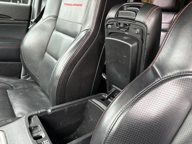 Used 2020 Velvet Red Pearlcoat Jeep Trailhawk image 20