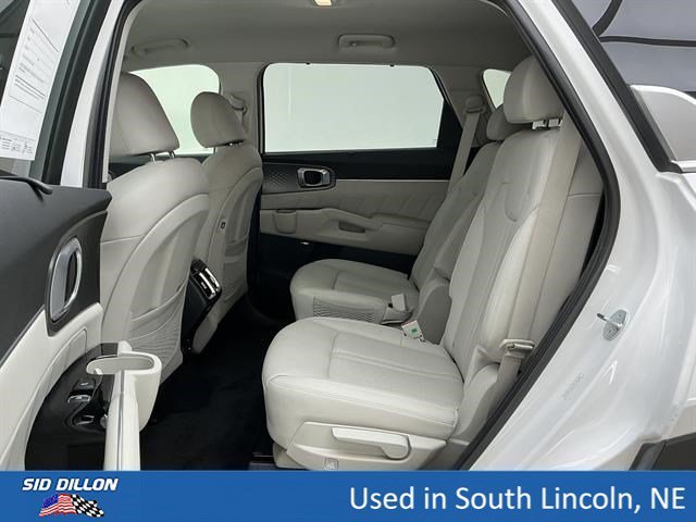 Used 2023 Snow White Pearl Kia SX Prestige image 19