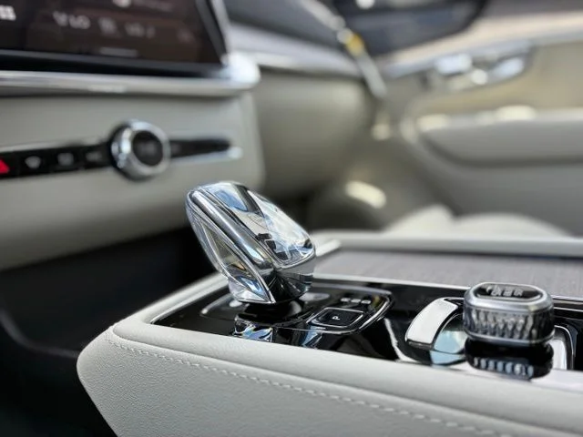 New 2026 Denim Blue Volvo Ultra image 15