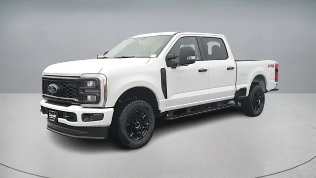 New 2026 Oxford White Ford F-250® XL image 31