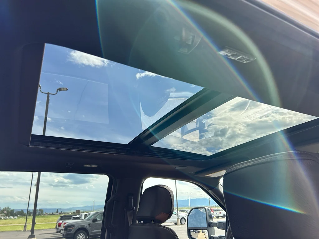 New 2026 Star White Metallic Tri-Coat Ford F-350® King Ranch® image 23