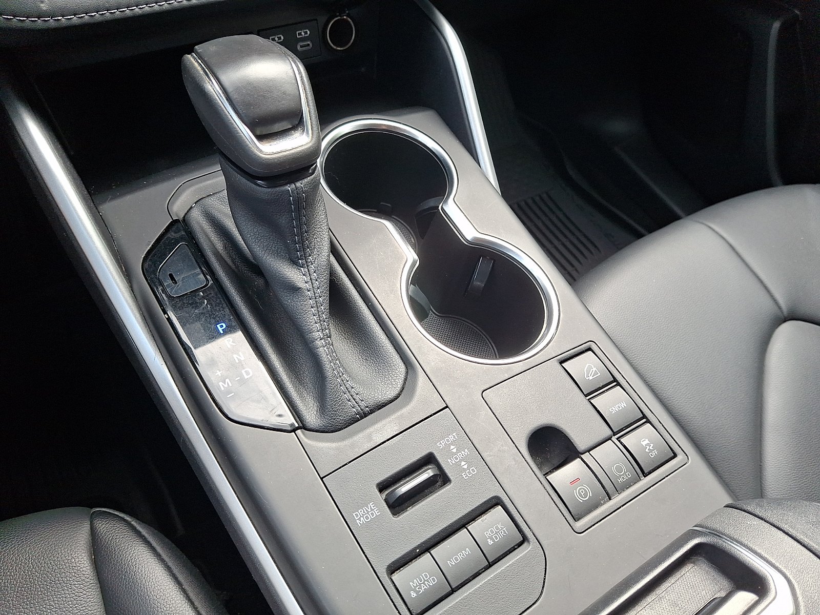 Used 2023 Wind Chill Pearl - 089 Toyota XLE image 15